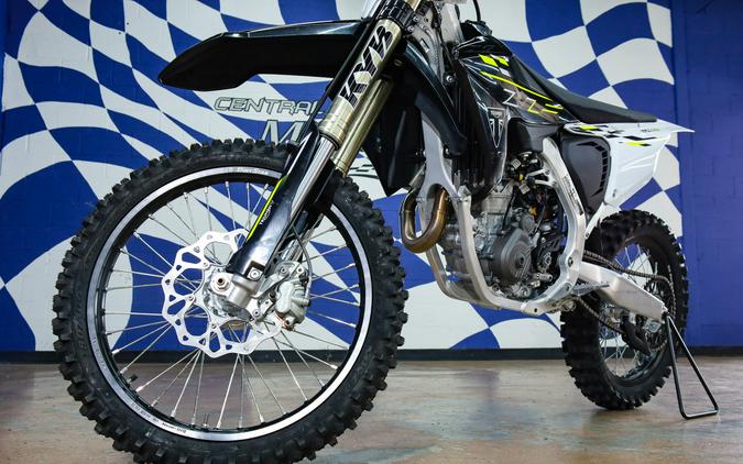2026 TF450-X - Triumph