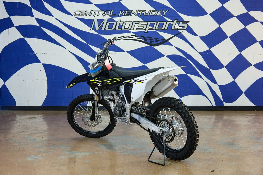 2026 TF450-X - Triumph