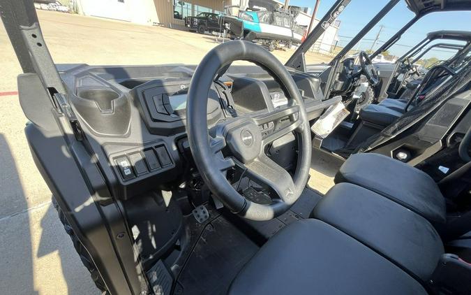 2026 Can-Am Defender MAX HD9