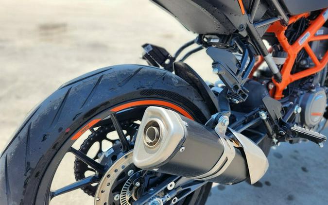 2023 KTM 390 Duke