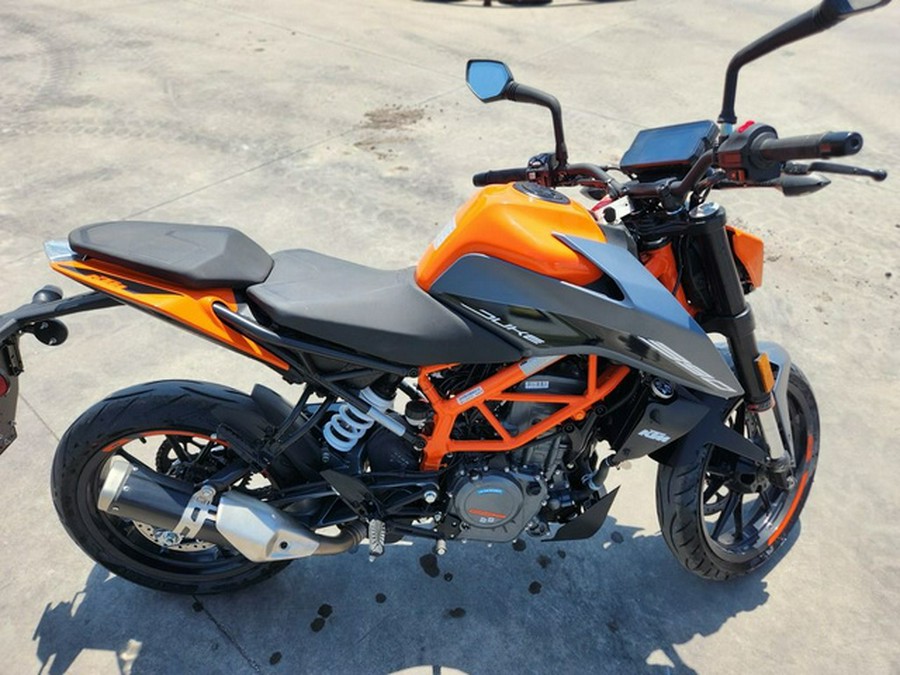 2023 KTM 390 Duke