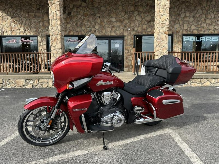 2025 Indian Motorcycle® Roadmaster® PowerPlus Limited 112 w/PowerBand Sunset Red Metallic