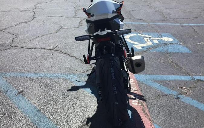 2027 KTM 990 DUKE