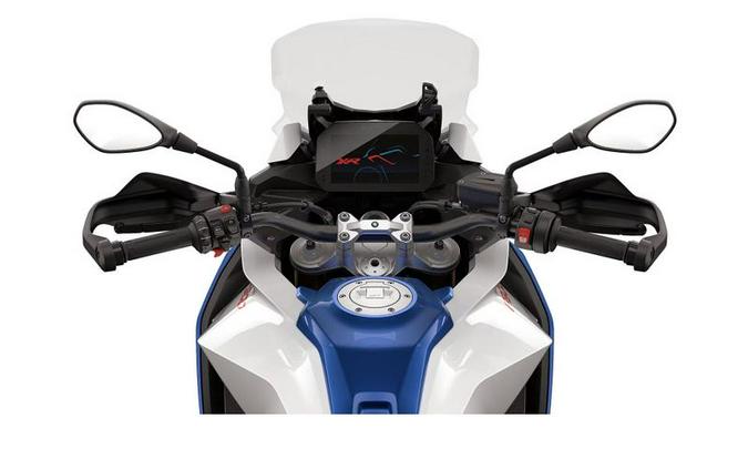 2026 BMW F 900 XR