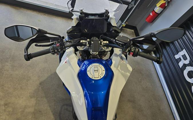 2026 BMW F 900 XR