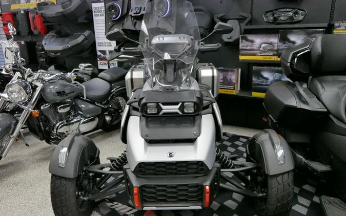 2025 Can-Am Canyon? XT
