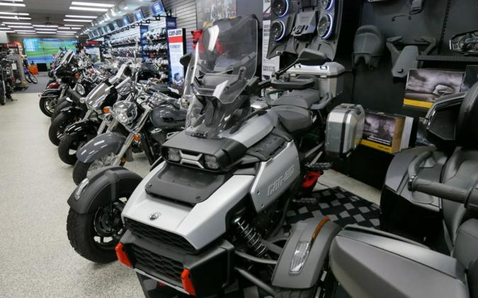 2025 Can-Am Canyon? XT