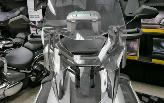 2025 Can-Am Canyon? XT