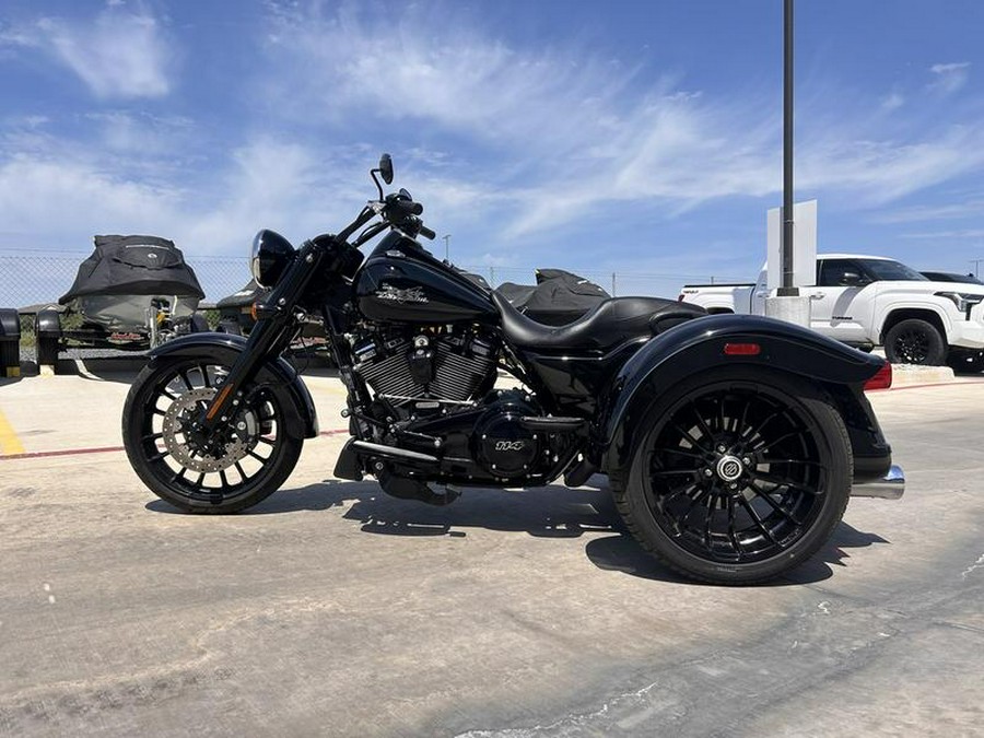 2023 Harley-Davidson® FLRT - Freewheeler®