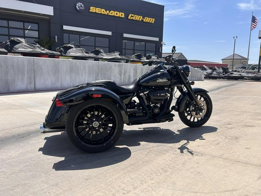 2023 Harley-Davidson® FLRT - Freewheeler®