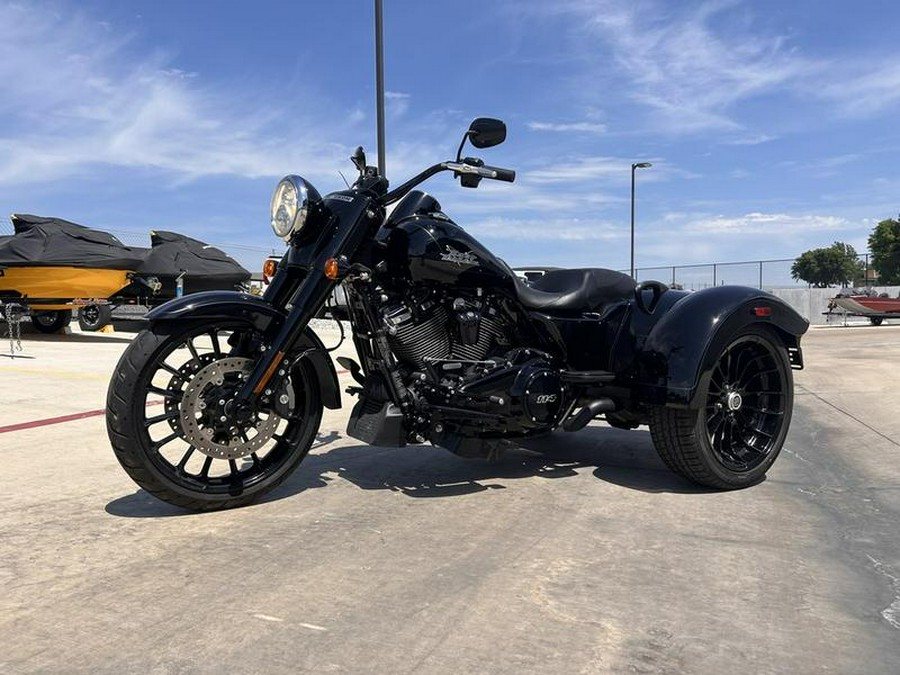 2023 Harley-Davidson® FLRT - Freewheeler®