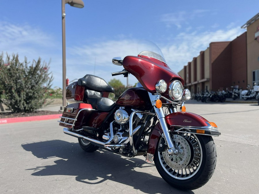 2010 Harley-Davidson® FLHTC Electra Glide® Classic RED HOT SUNGLO 634791