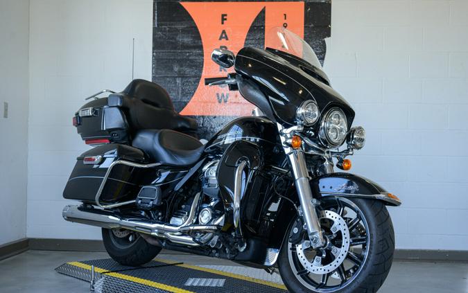 2017 Harley-Davidson Ultra Limited Grand American Touring FLHTK