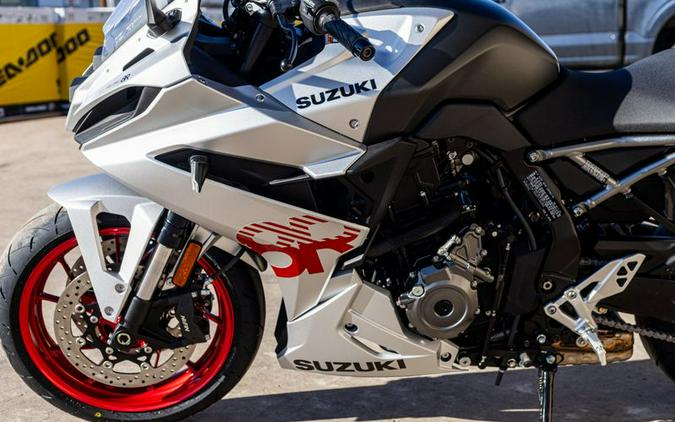 New 2024 SUZUKI GSX8R