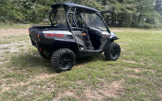 2017 Can-Am Commander XT 800R XT 800R Yellow