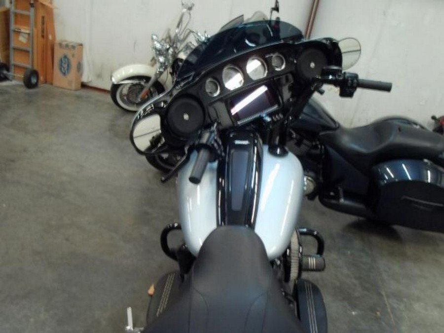 2023 Harley-Davidson® FLHXS STREET GLIDE SPECIAL