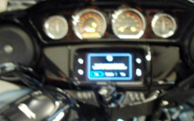 2023 Harley-Davidson® FLHXS STREET GLIDE SPECIAL