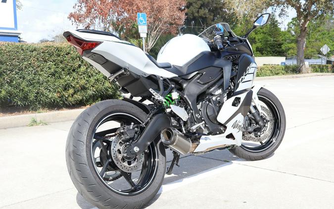 2025 Kawasaki Ninja ZX-4RR ABS