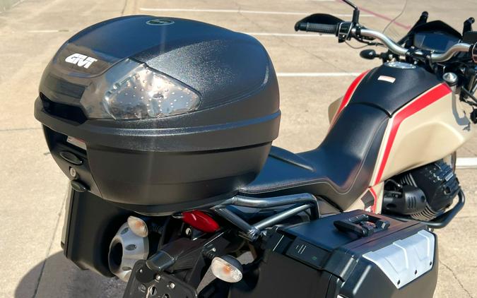 2020 Moto Guzzi V85 TT Travel