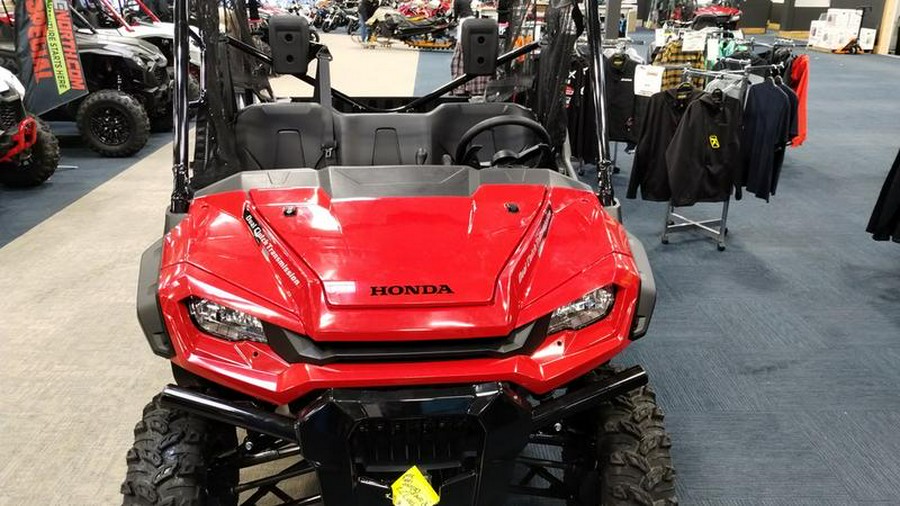 2025 Honda® Pioneer 1000-5 Deluxe
