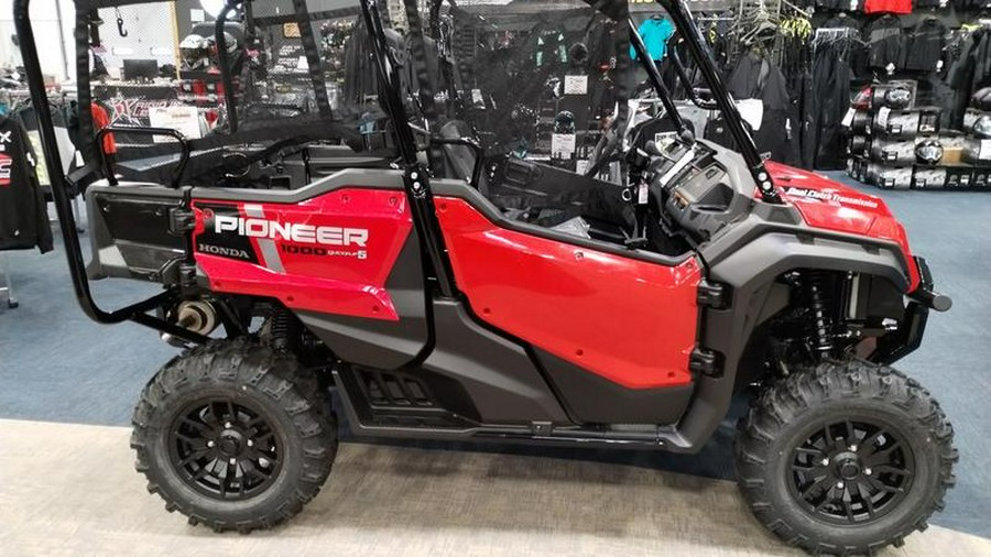 2025 Honda® Pioneer 1000-5 Deluxe