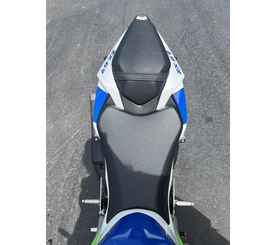 2024 Kawasaki Ninja® ZX™-6R 40th Anniversary Edition ABS