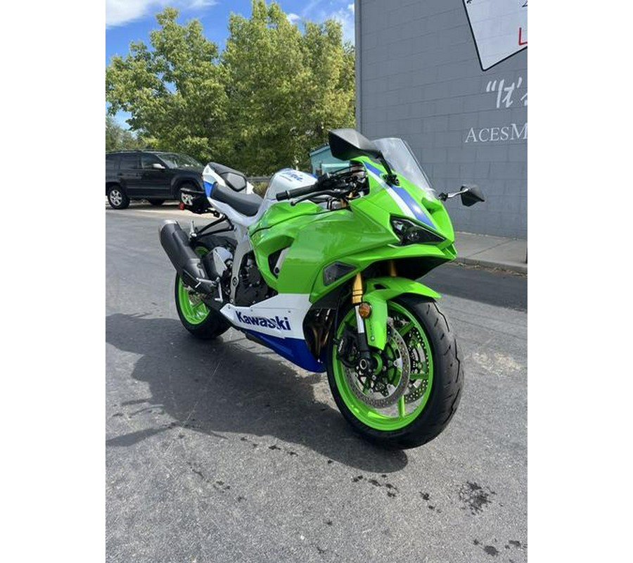 2024 Kawasaki Ninja® ZX™-6R 40th Anniversary Edition ABS