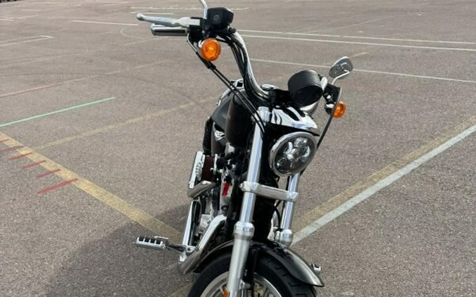 2009 Harley-Davidson® Sportster® 883 Low