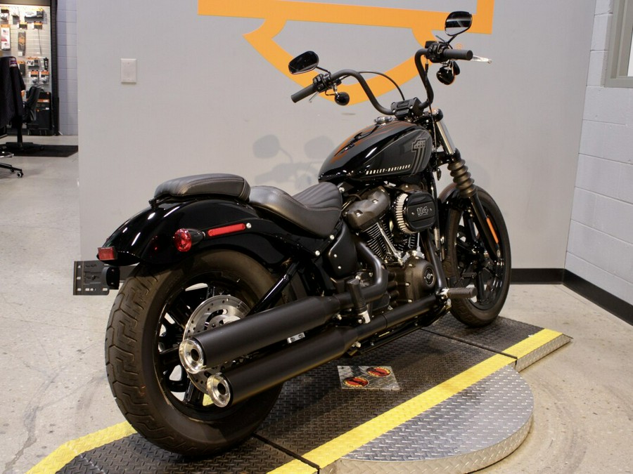 2024 Harley-Davidson Softail Street Bob 114 Cruiser FXBBS