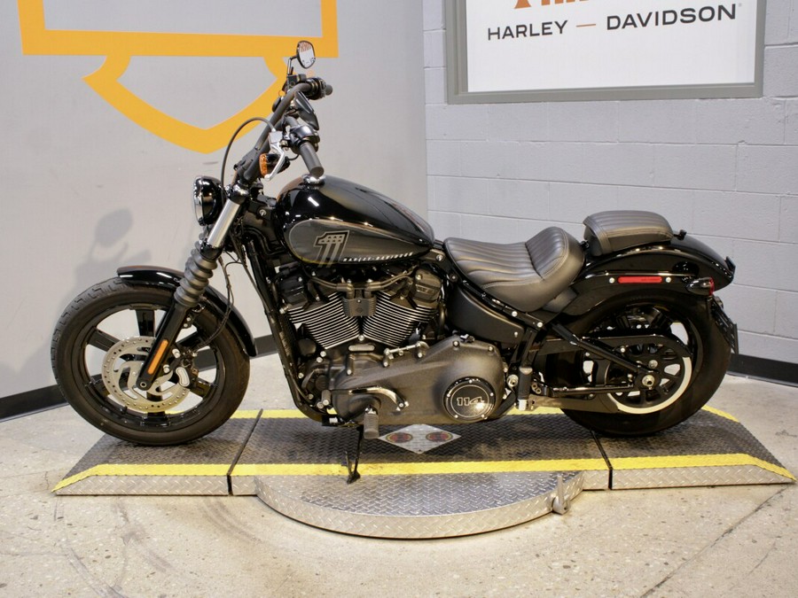 2024 Harley-Davidson Softail Street Bob 114 Cruiser FXBBS