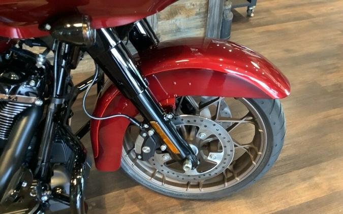 Harley-Davidson® Road Glide® Special 2023 FLTRXS U742-23 Heirloom Red Fade