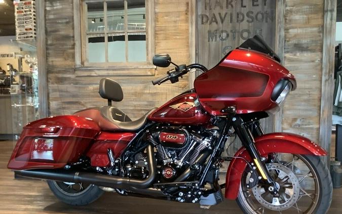 Harley-Davidson® Road Glide® Special 2023 FLTRXS U742-23 Heirloom Red Fade
