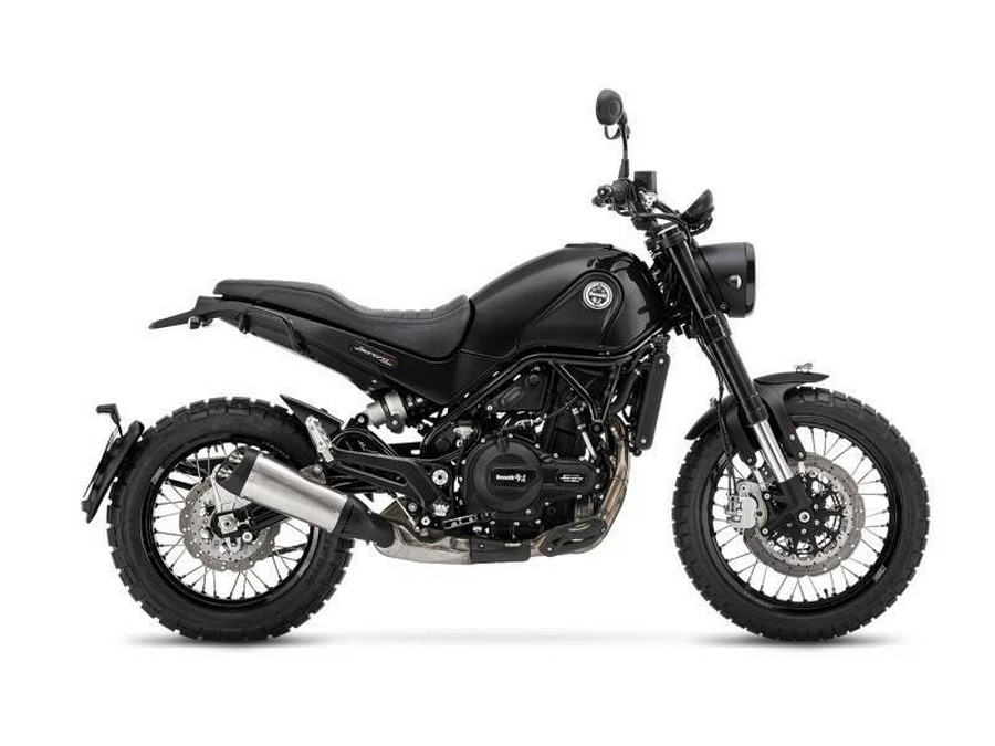 2022 Benelli Leoncino Trail