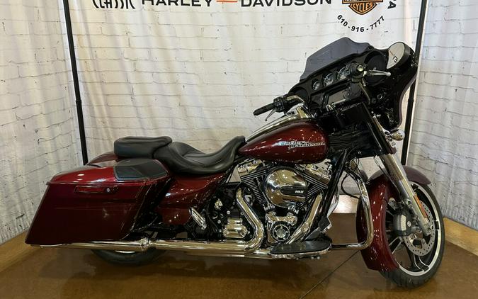 2014 Harley-Davidson Street Glide Special FLHXS Mysterious Red Sunglo