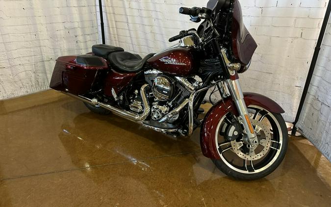 2014 Harley-Davidson Street Glide Special FLHXS Mysterious Red Sunglo