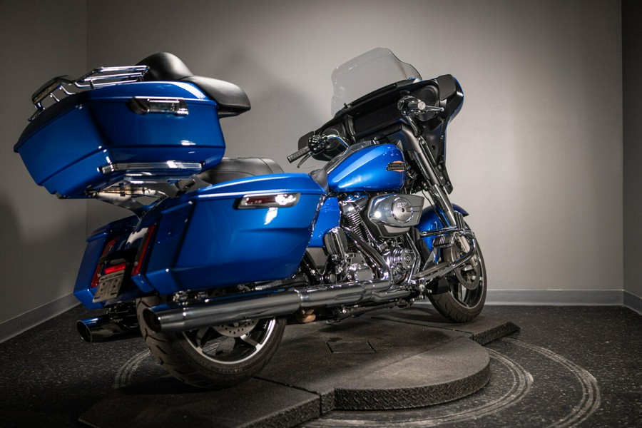 2024 Street Glide® (FLHX)
