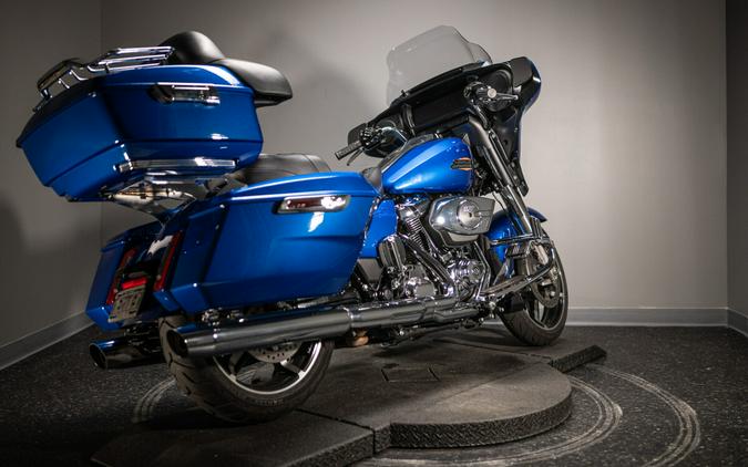 2024 Street Glide® (FLHX)