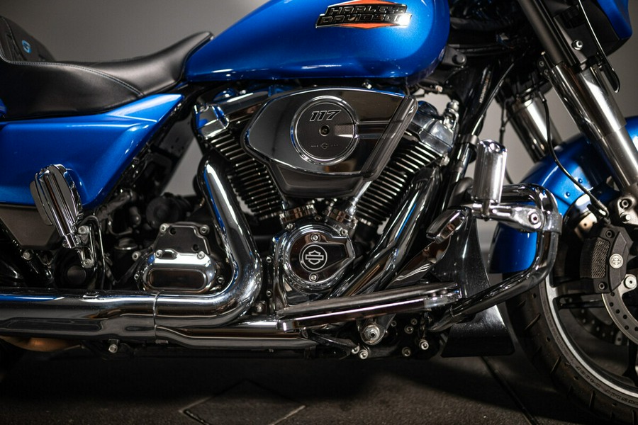 2024 Street Glide® (FLHX)