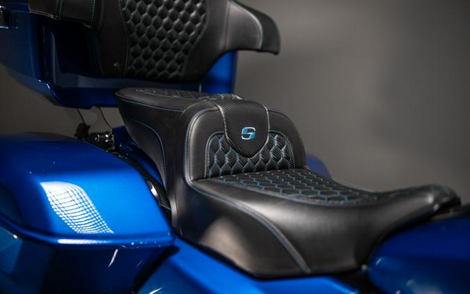 2024 Street Glide® (FLHX)