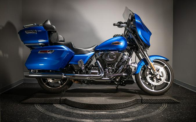 2024 Street Glide® (FLHX)