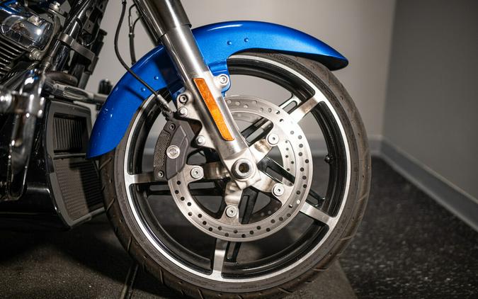 2024 Street Glide® (FLHX)