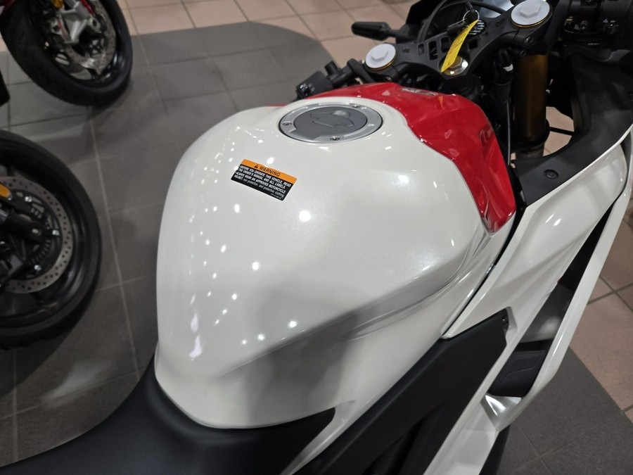 2026 YAMAHA YZF-R3 ABS 70TH ANNIVERSARY EDITION
