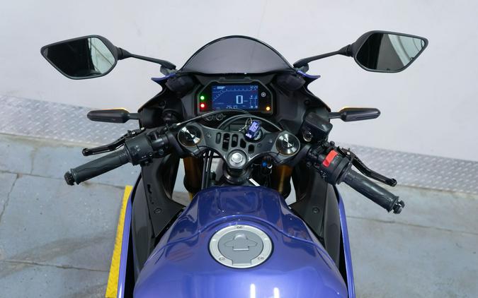 2025 Yamaha YZF-R3