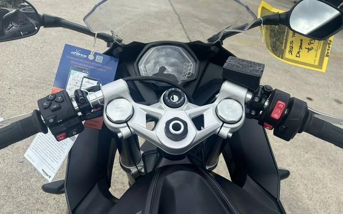 2025 Triumph Daytona 660 Satin Granite/Satin Black 660