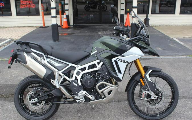 2024 Triumph Tiger 900 Rally Pro Matt Khaki Green / Matt Phantom Black