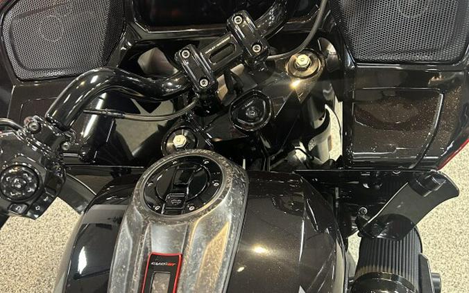 2025 Harley-Davidson® FLTRXSTSE CVO™ Road Glide™ ST