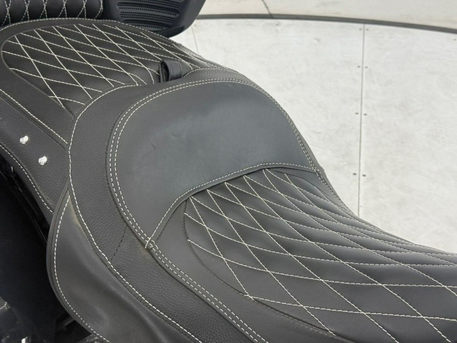 2024 Indian Roadmaster Black Metallic/Titanium Metallic