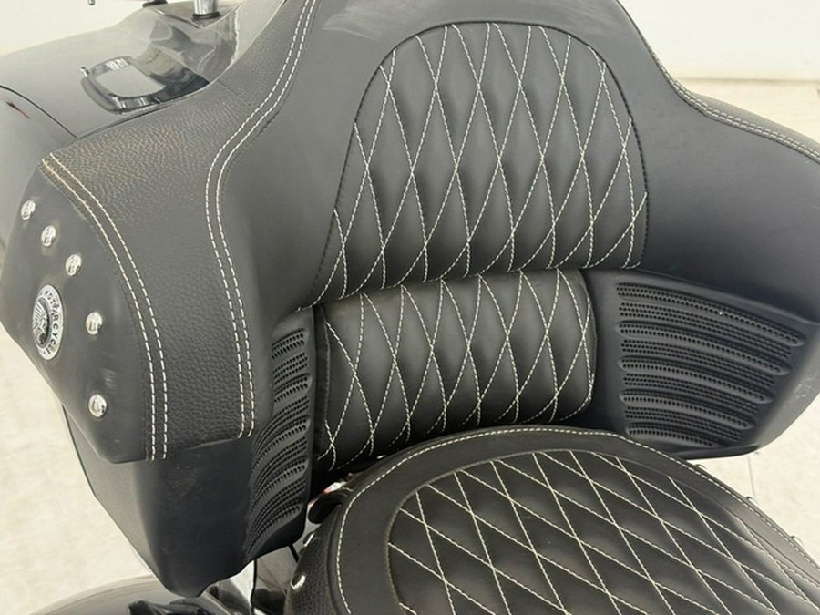 2024 Indian Roadmaster Black Metallic/Titanium Metallic