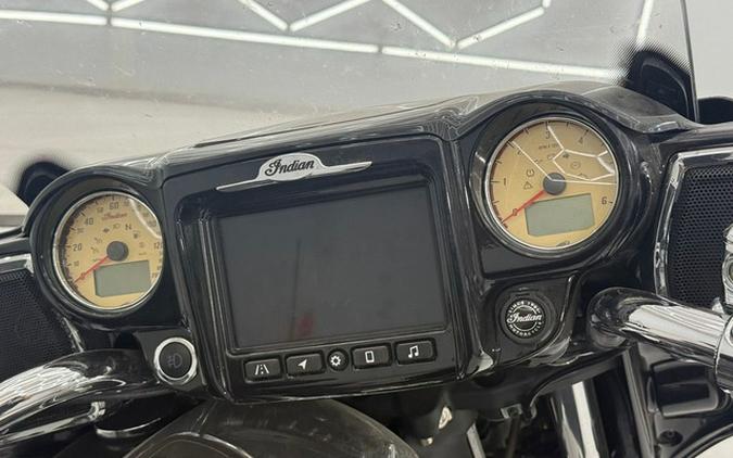 2024 Indian Roadmaster Black Metallic/Titanium Metallic