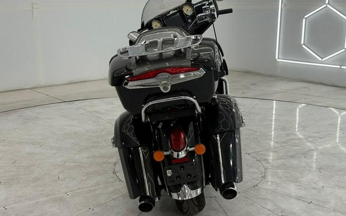 2024 Indian Roadmaster Black Metallic/Titanium Metallic